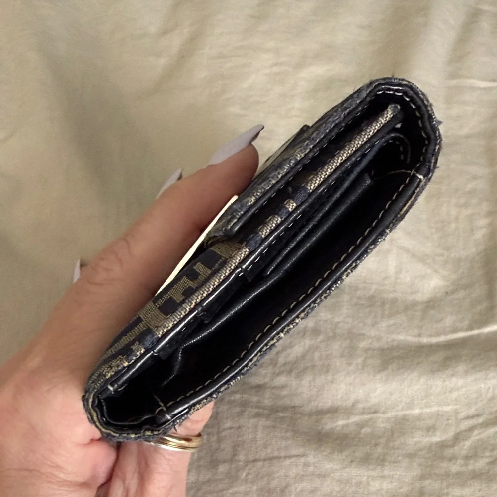 FENDI Zucchino Jeans Pattern Trifold Wallet Leather Vintage - Picture 4 of 13